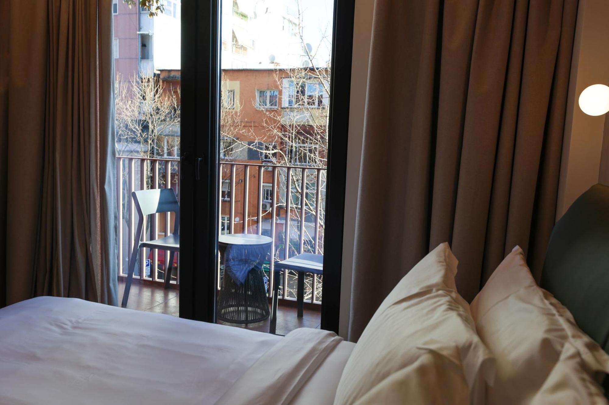 Garden Boutique Hotel Tirana Exterior foto